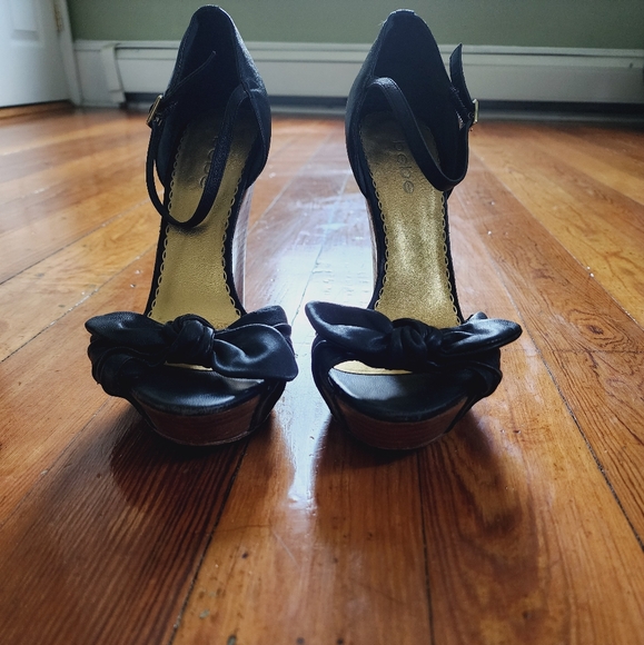 Bebe St. Bart's wedge in black - Picture 4 of 8